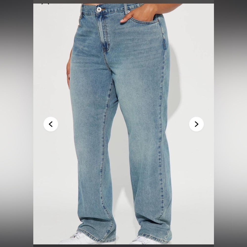 Fashion Nova Light Blue Straight Leg Jeans - Picture 2 of 3